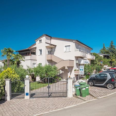 Spadici Luna Poreč Buitenkant foto